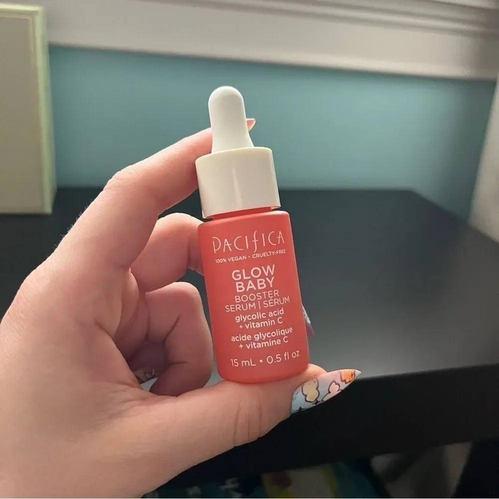 Pacifica Glow Baby Vitamin C Booster Cruelty-Free Serum Mini Size 0.5 Fl Oz NIB